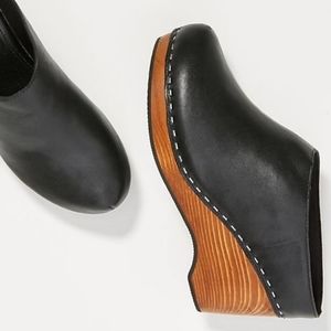 Kelsie Dagger Brooklyn Joval Black Leather Clogs